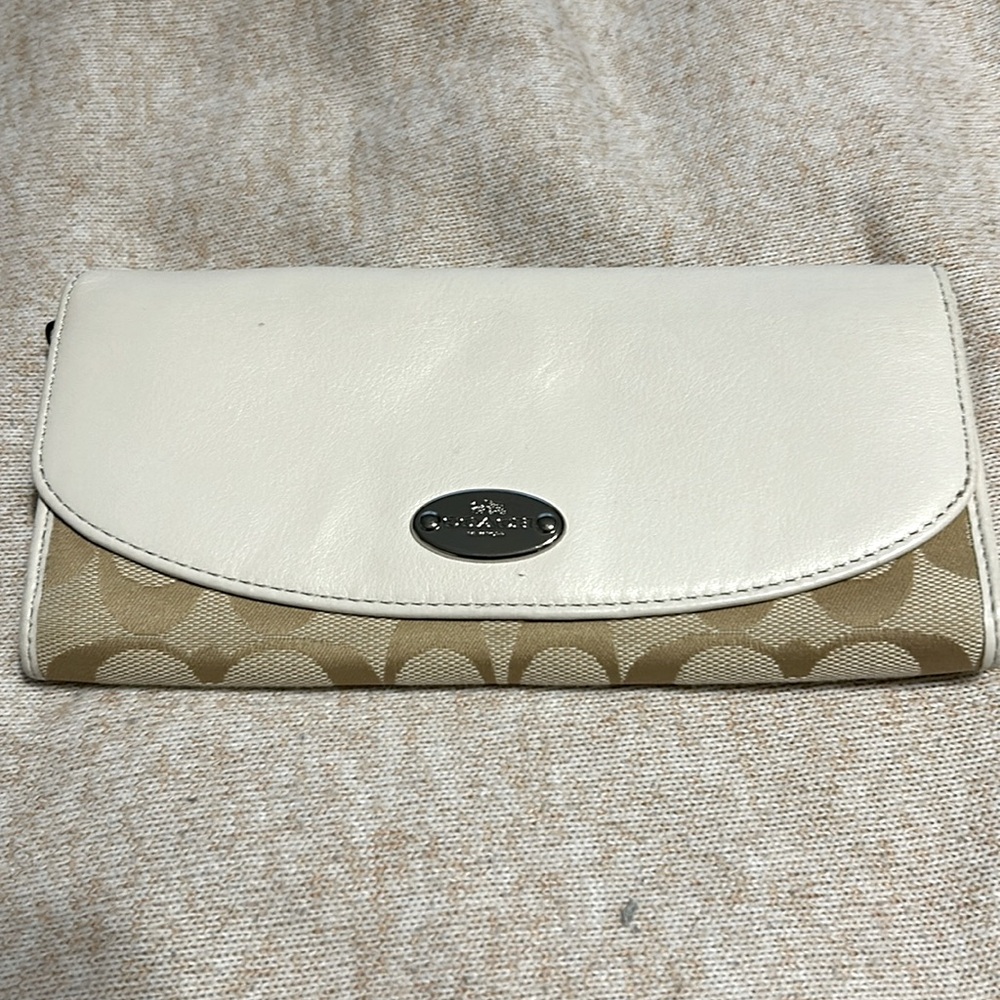 Coach wallet- good condition see pics for ware